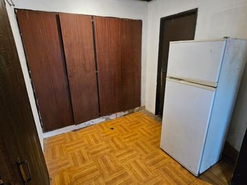 CASA VENTA 3 AMBIENTES MARMOL AMPLIO JARDIN