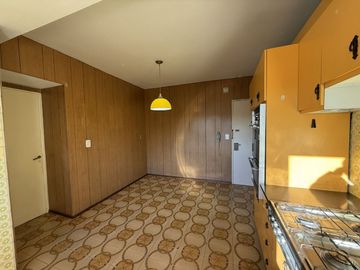 DEPARTAMENTO 3 AMBIENTES VENTA EN LOMAS DE ZAMORA