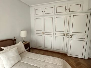 VENTA EDIFICIO DE VIV. CON COCH EN V.LOPEZ