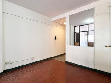 ALQUILER DE OFICINA SOBRE AV BELGRANO