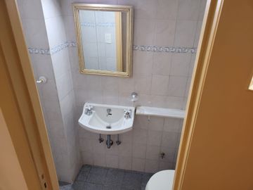 ALQUILER 4 AMBIENTES, EXCELENTE UBICACION