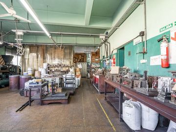 VENTA DEPÓSITO/GALPON/LOCAL EN OCHAVA VILLA CRESPO