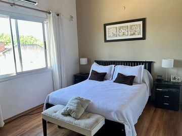 VENTA TRIPLEX 4 AMBIENTES APTO CREDITO- OLIVOS