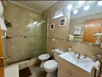 VENTA TRIPLEX 4 AMBIENTES APTO CREDITO- OLIVOS