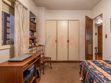 Venta 2 deptos 3 y 2 amb Pza Misericordia, Flores