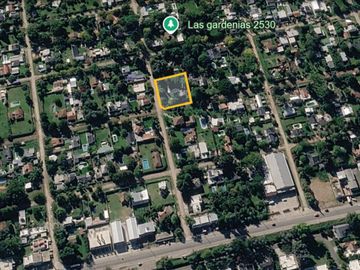 Lote con mejoras en venta, Pilar