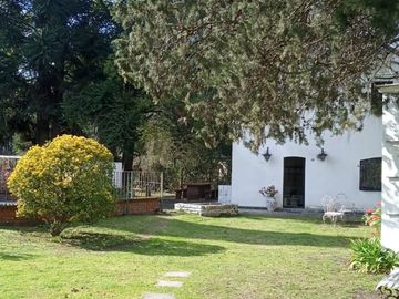 Lote con mejoras en venta, Pilar