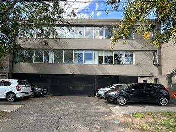 ALQUILER OFICINA al frente c/3 cocheras San Isidro