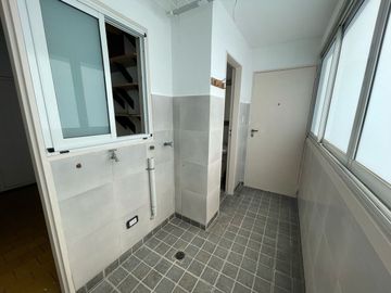VENTA DEPTO BELGRANO 4 AMB COCHERA APTO CREDITO