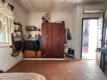 Casa 4 ambientes Venta Gerli Multifamiliar c/Patio