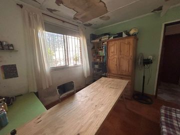 Casa 4 ambientes Venta Gerli Multifamiliar c/Patio