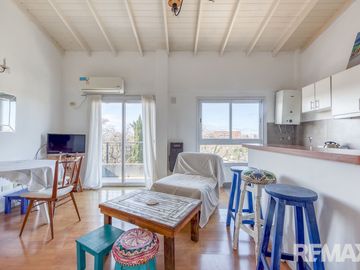 Venta Departamento 2 Ambientes Cochera Balcon