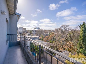 Venta Departamento 2 Ambientes Cochera Balcon