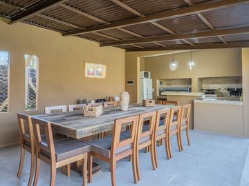 Alquiler de casa amoblada 3 amb en Bo.Zorzal Pilar