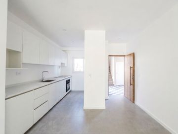 VENTA DEPTO 3 AMB A ESTRENAR C/COCH - PILAR