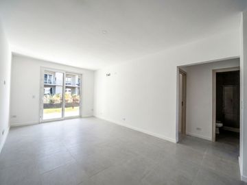 VENTA DEPTO 3 AMB A ESTRENAR C/COCH - PILAR