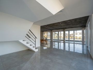 VENTA DEPTO 3 AMB A ESTRENAR C/COCH - PILAR