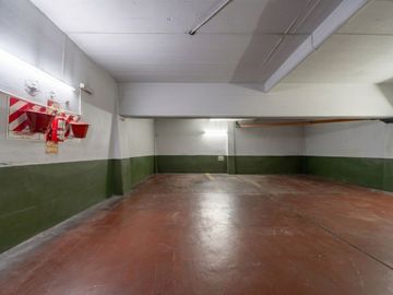 VENTA 4 AMB C/BALCÓN Y COCH - A REFACCIONAR