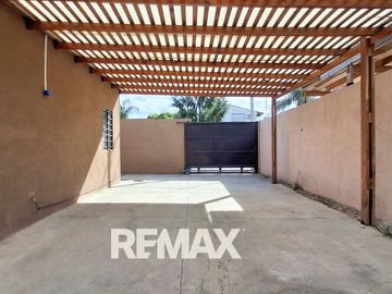 Venta casa 3 dorm. jardin 3 coch derqui pilar.