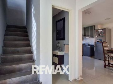 Venta casa 3 dorm. jardin 3 coch derqui pilar.