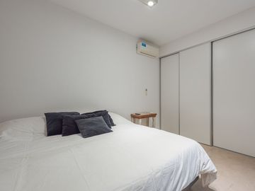 VENTA CASA EN ALBANUEVA CON AMARRA 5 AMB.