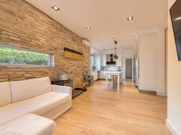 VENTA CASA EN ALBANUEVA CON AMARRA 5 AMB.