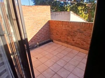 ecxelente triplex vicente lopez