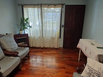 ecxelente triplex vicente lopez
