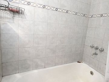 Oportunidad - Espléndido PH 3 ambientes en Flores
