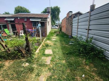Venta casa multifamiliar PILAR DERQUI 460mtr total