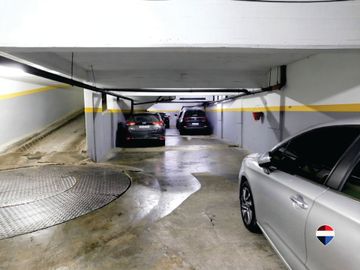 Depto. 4 ambientes en venta en Palermo con cochera