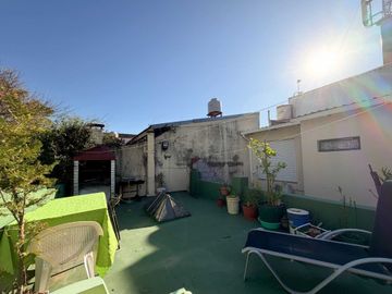 Ph en venta 3 amb en florida con terraza y patio
