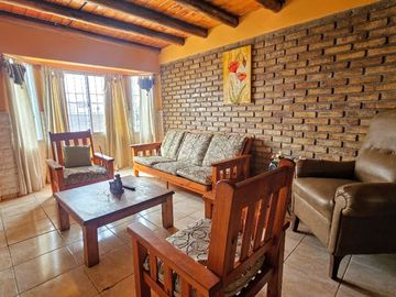 CASA ESQUINA EN VENTA COLONIA SEGOVIA CORRALITOS