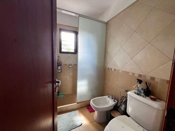 Casa 3 dormitorios en Villa del Lago. Carlos Paz