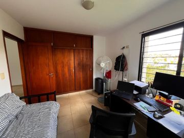 Casa 3 dormitorios en Villa del Lago. Carlos Paz