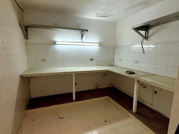 VENTA DE CASA 1000 M2 EN MONSERRAT OPORTUNIDAD