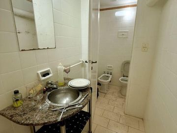 VENTA DE CASA 1000 M2 EN MONSERRAT OPORTUNIDAD