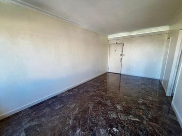VENTA DEPTO 4 AMB PARQUE CHACABUCO APTO CRÉDITO