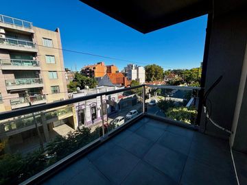VENTA 2 AMB BALCON TERRAZA ESTRENAR ADROGUE CENTRO