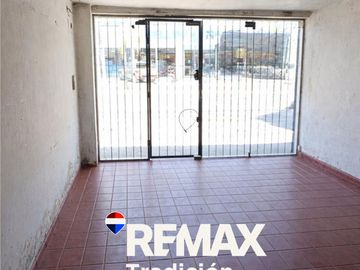 VENTA LOCAL COMERCIAL - AV. 25 DE MAYO