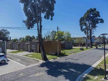PH 2 AMBIENTES CON JARDIN  MALVINAS GREEN