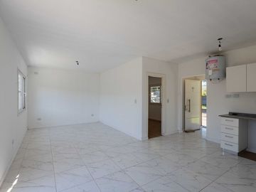PH 2 AMBIENTES CON JARDIN  MALVINAS GREEN