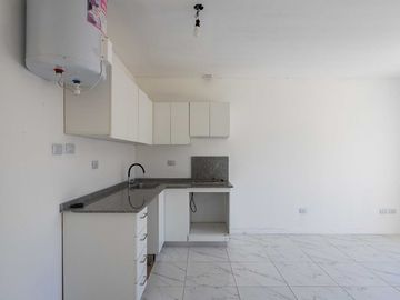 VENTA PH 3 AMBIENTES CON JARDIN MALVINAS GREEN