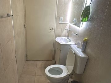 VENTA CASA MODERNA- GUAYMALLEN MZA