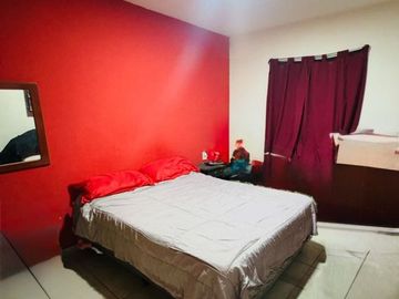 VENTA CASA MODERNA- GUAYMALLEN MZA