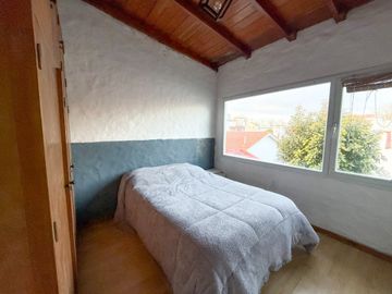 VENTA DUPLEX 4 AMB. LA PERLA 200m DEL MAR