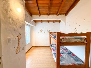 VENTA DUPLEX 4 AMB. LA PERLA 200m DEL MAR