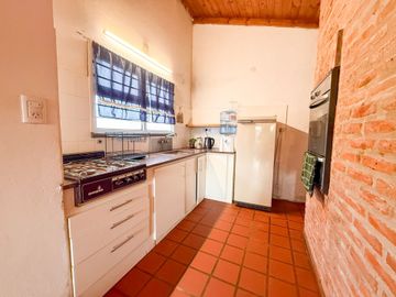 VENTA DUPLEX 4 AMB. LA PERLA 200m DEL MAR