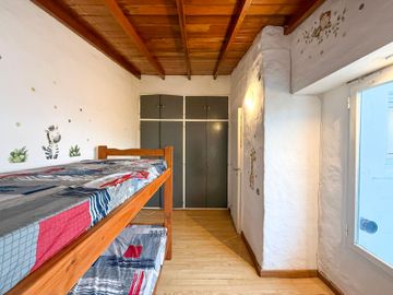 VENTA DUPLEX 4 AMB. LA PERLA 200m DEL MAR