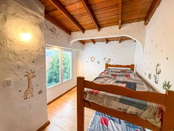 VENTA DUPLEX 4 AMB. LA PERLA 200m DEL MAR